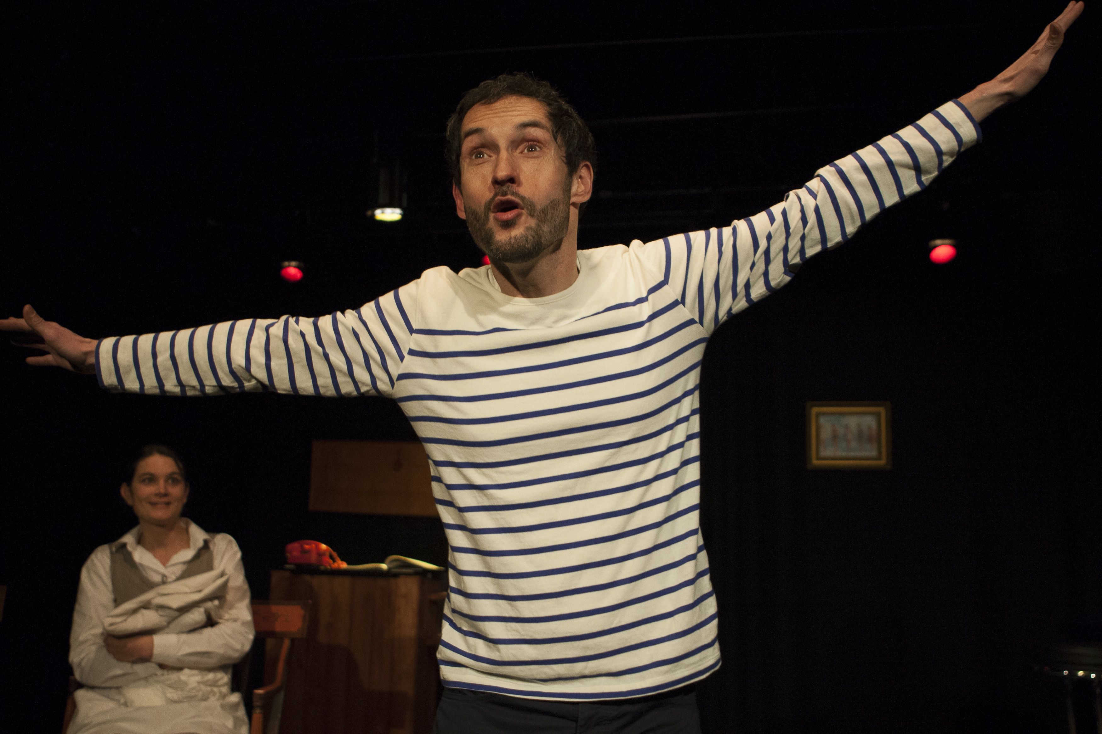 EFT130214HOMPHALOSHOTEL